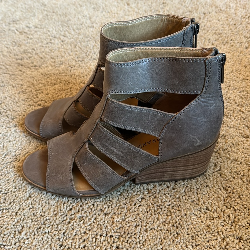 Lucky Brand sandals